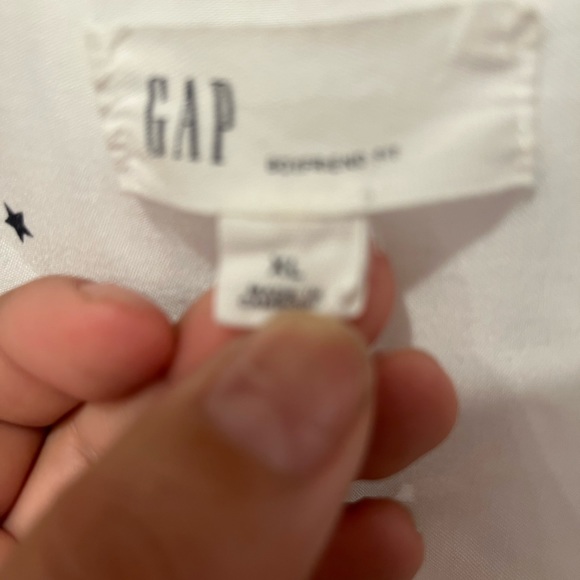 The GAP xl button down shirt w/ stars - Picture 6 of 6